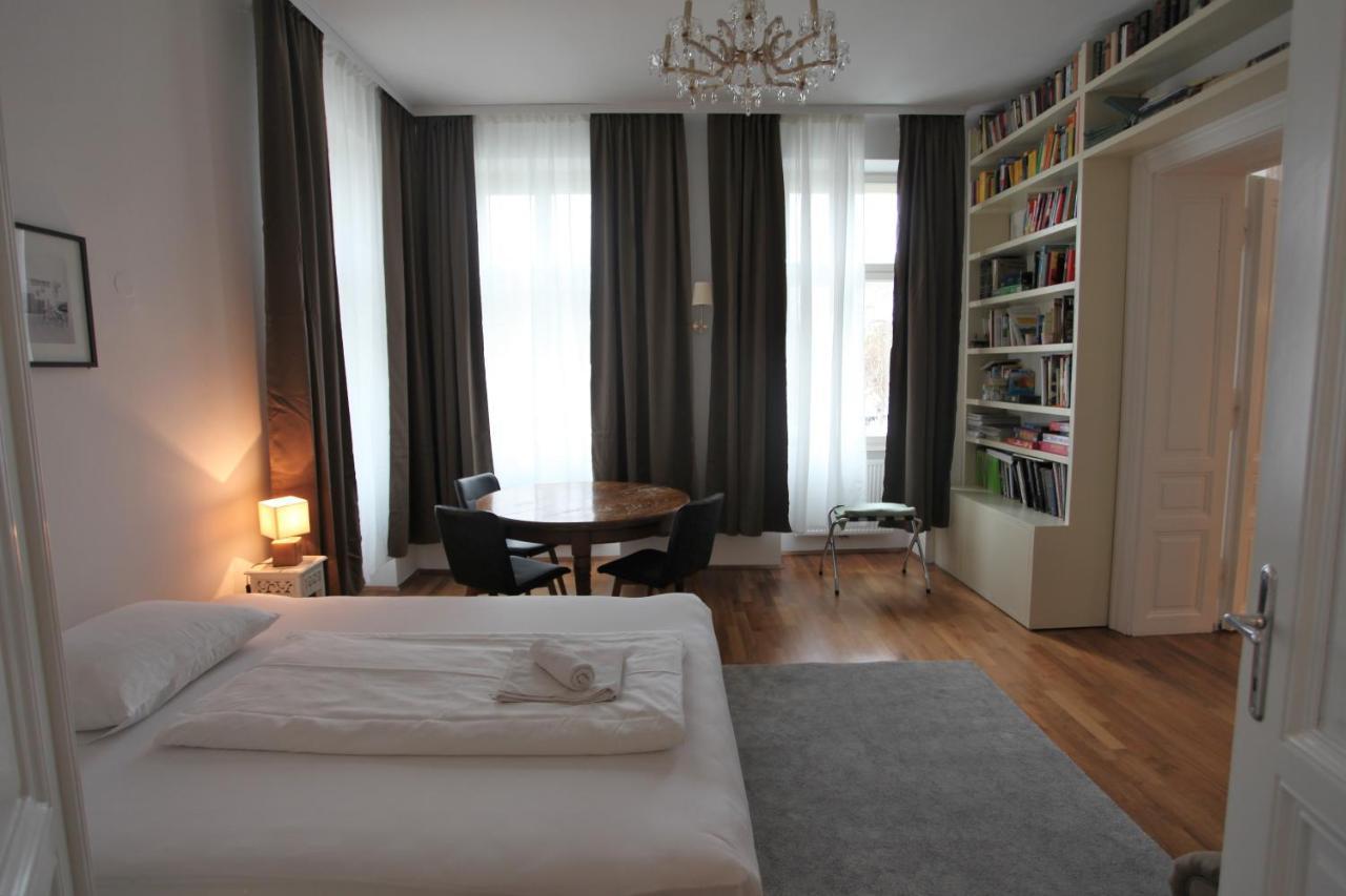 Casa Nostra - Ausgefallene Wohnung Am Augarten Виена Екстериор снимка