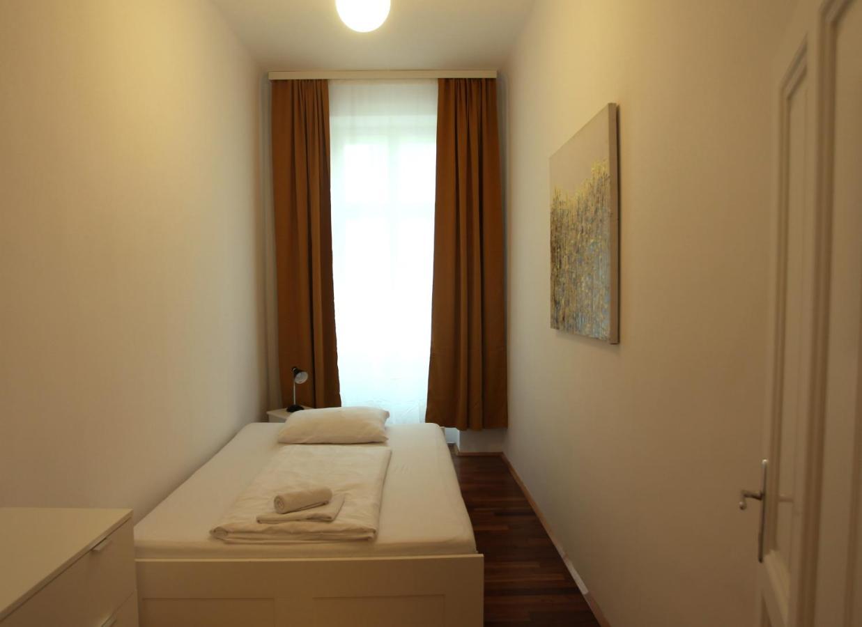 Casa Nostra - Ausgefallene Wohnung Am Augarten Виена Екстериор снимка